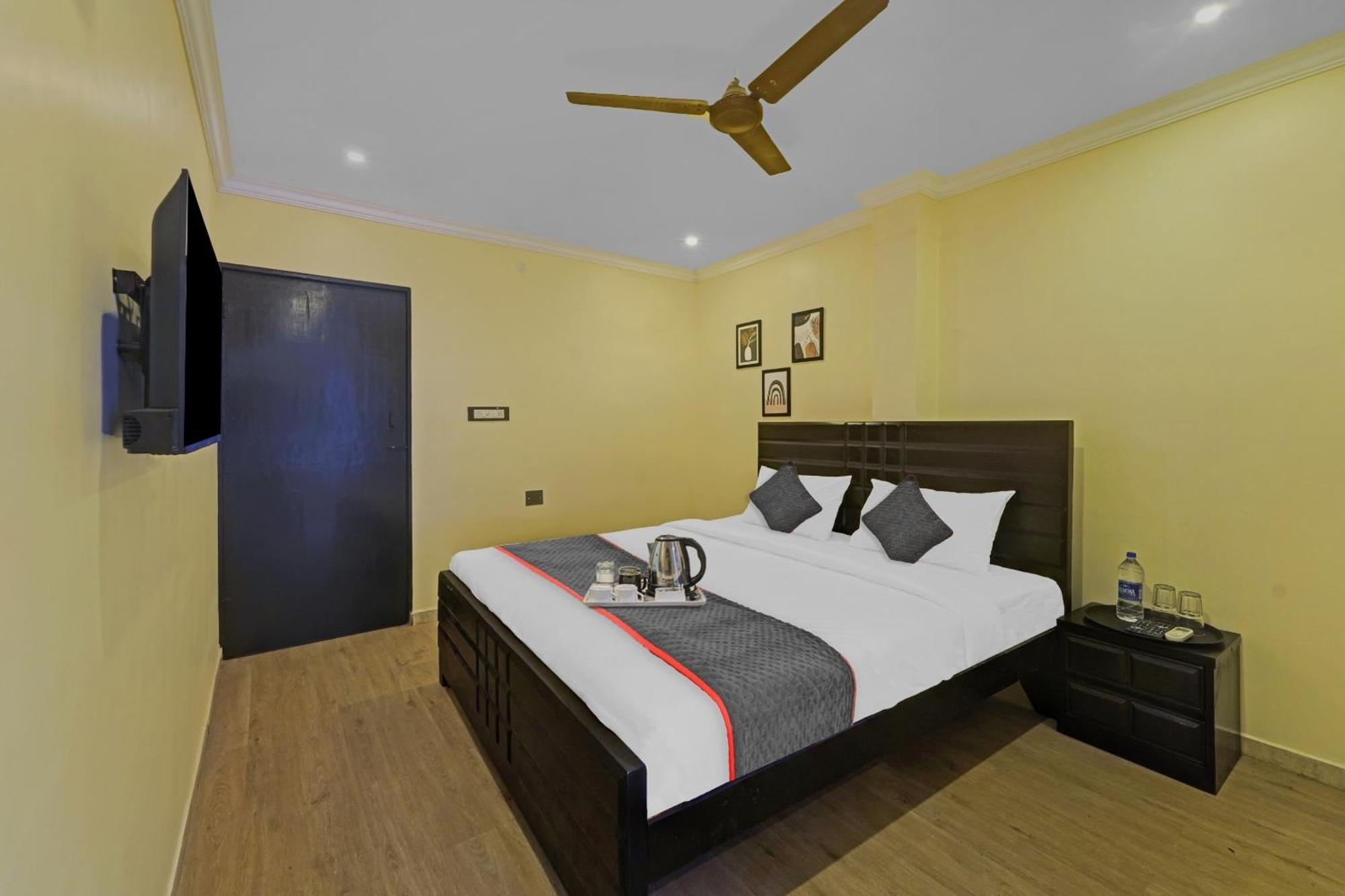 Townhouse Fantasea Hotels Near Omr Chennai Esterno foto